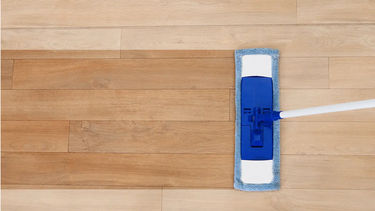 راهنمای کامل تمیز کردن و نگهداری از کفپوش پارکت